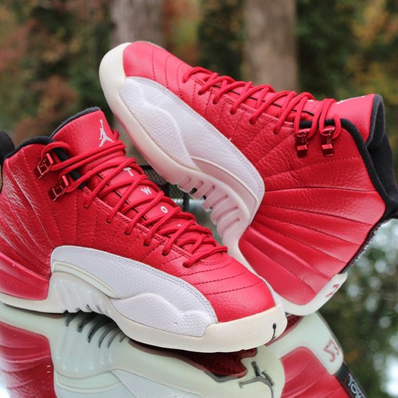 Air Jordan 12 Retro Gym Red Size 5Y - Picture 11 of 12